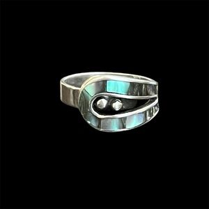 Vintage Taxco Mexico sterling silver abalone pinky ring